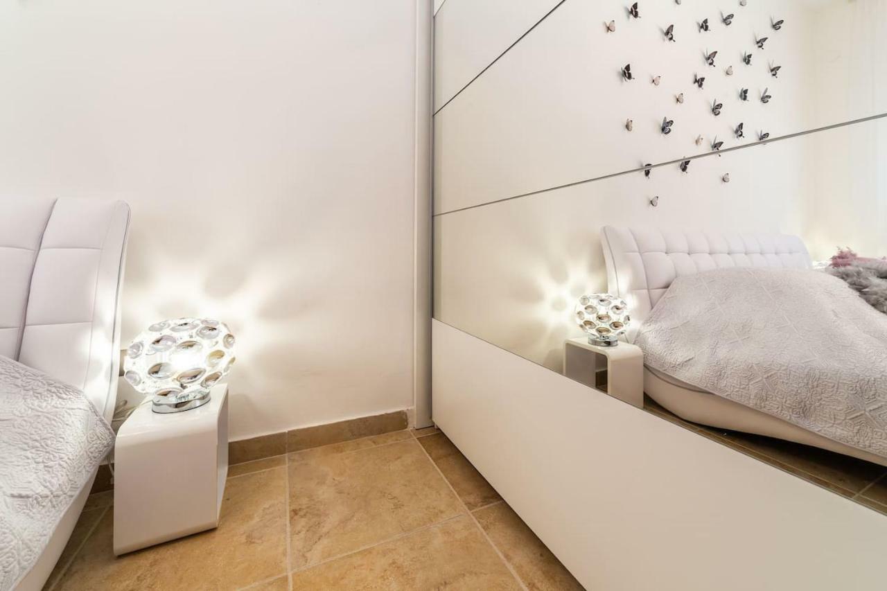 Ln New Apartment Сплит Экстерьер фото